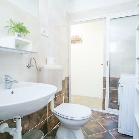 Apartamento Modern Living In The Heart Of Trogir Exterior foto